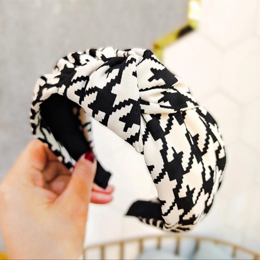 Houndstooth Headband 🖤🖤 - Picture 2 of 3